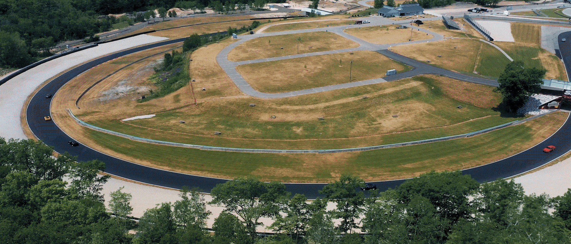 roadamerica-ezgif.com-optimize (1).gif