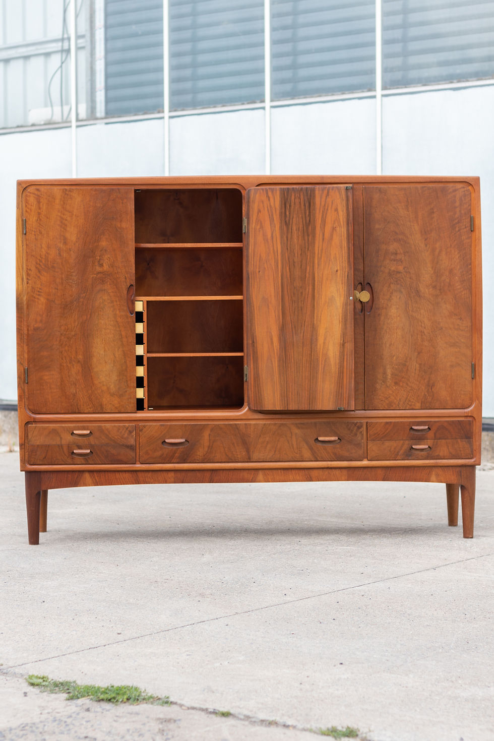 Thumbnail: Art deco highboard