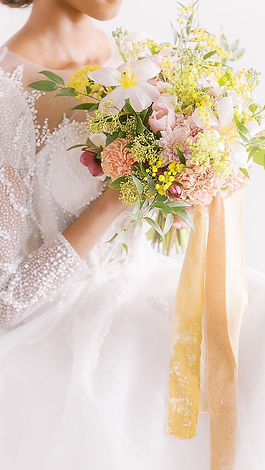 Little Daisy Florals _ Lovestruck Portraits (3).jpeg