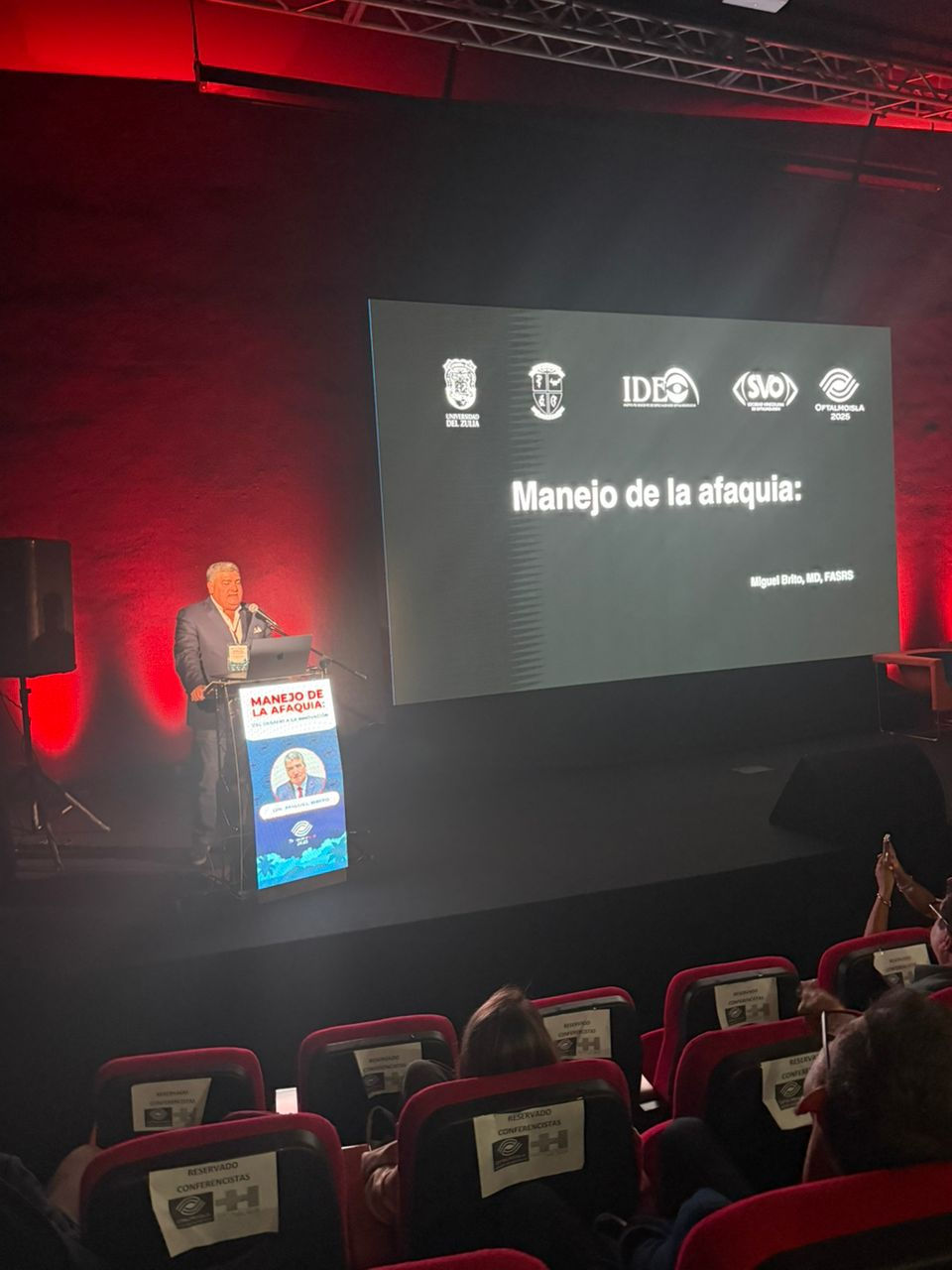 Dr. Miguel Brito, retinólogo Venezuela