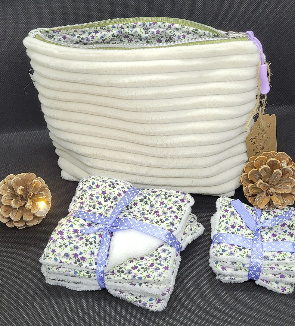 Trousse de toilette et ses lingettes coordonnées