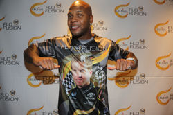 Flo Rida Gifting Suite at Video Music Awards 1