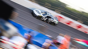 Briscoe gives Stewart-Haas last ever playoff berth in Southern 500