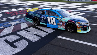 ARCA: Tanner Gray takes second victory despite last-lap flat tyre
