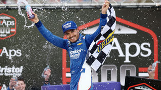 Cup Series: Larson dominates Bristol, denies Hamlin third consecutive victory