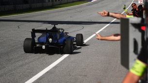 F3: Browning controls the Austrian feature race