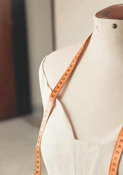 measuring-tape-on-a-dress-form-2974113.j