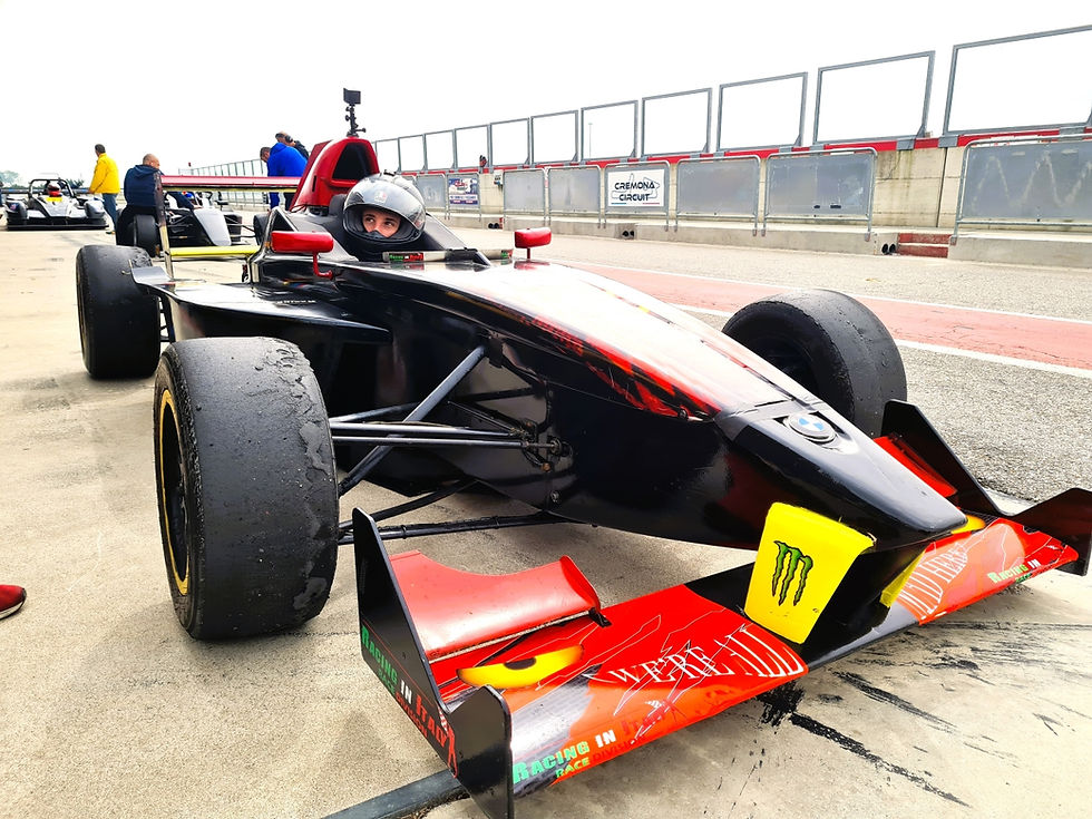 Miniatura: cremona circuit academy