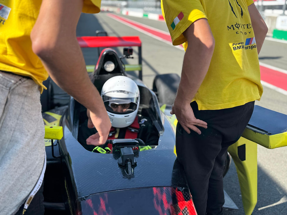 Track Day & Experience with a Formula 4 from 2018 at Nuvolari Race Track | Milan