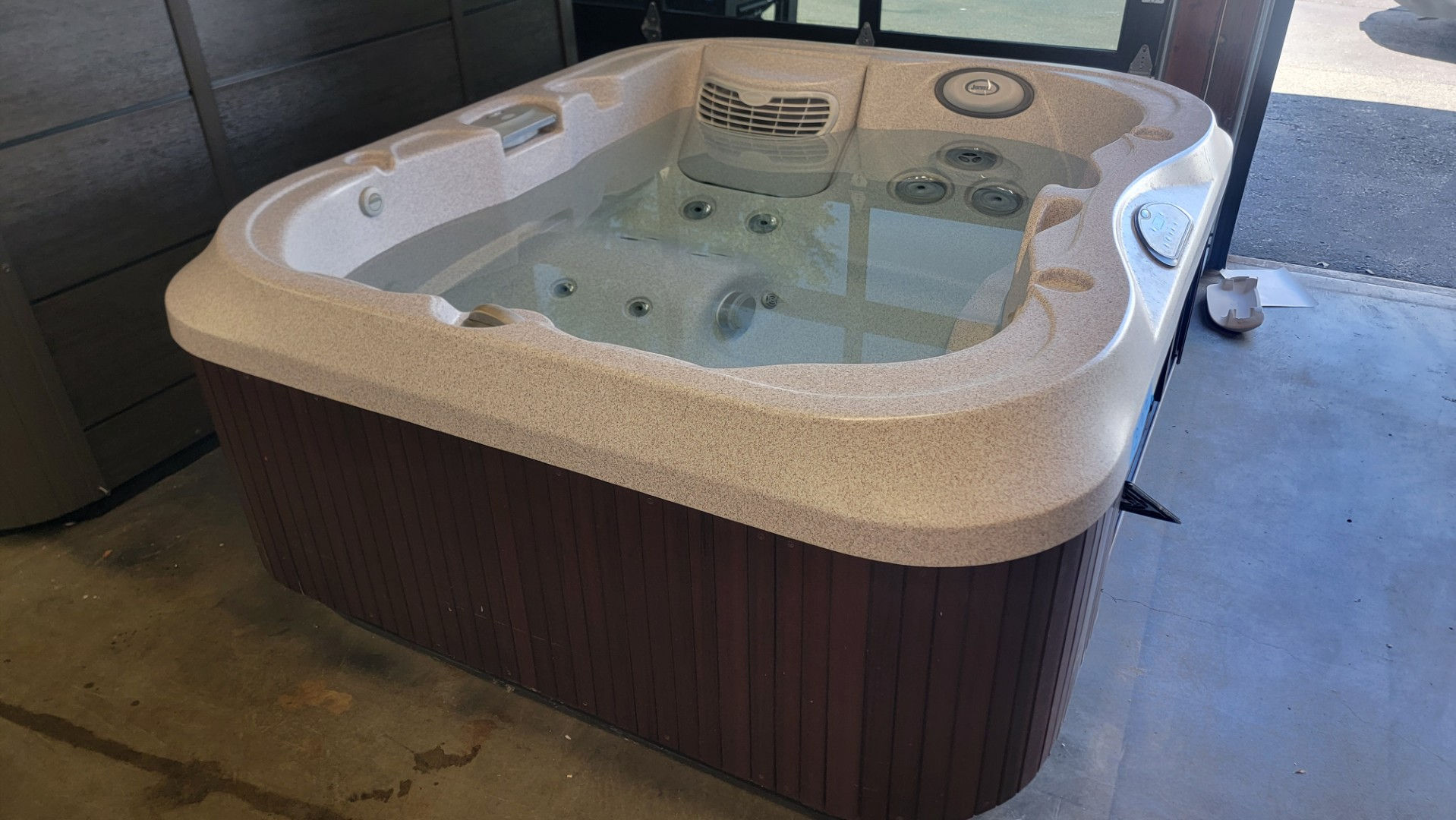Jacuzzi Spa 2016 J315