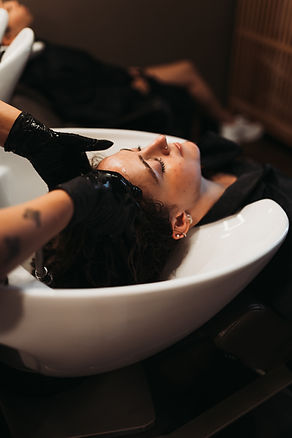 stones head massage