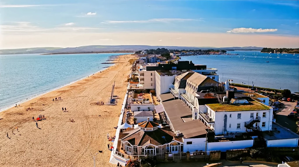 Sandbanks Beach