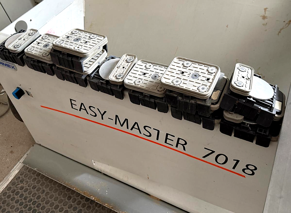 Miniatura: CNC centrum HOLZ-HER 7018K