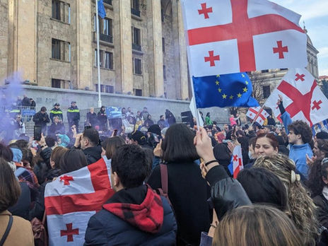 Litauen muss handeln: Sanktionen gegen Georgiens Hohen Justizrat verhängen, um Demokratie und Pressefreiheit zu verteidigen