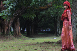 Kostum Wanita Berhijab