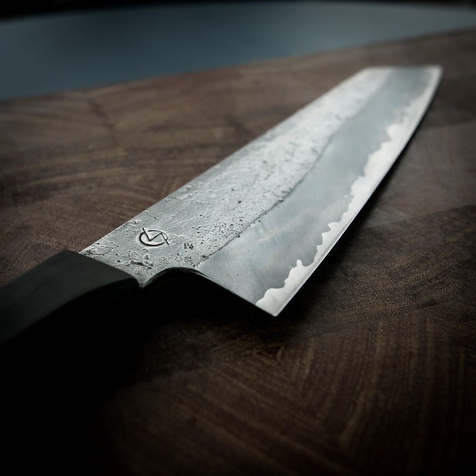 Thumbnail: Santoku Kuroi Mokusai