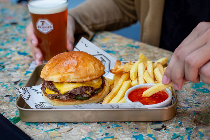 Double smash beef burger.jpg