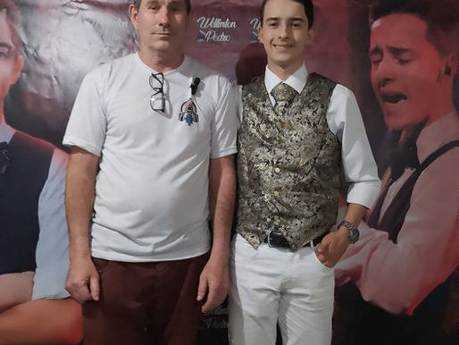 EM ENTREVISTA O COMUNICADOR KLC ORIGINAL FALOU QUE O SHOW DO CANTOR WELLITON PEDRO FOI MUITO AGUARDADO POR ELE QUE FOI PIONEIRO NA DIVULGAÇÃO DO TALENTO DO CANTOR