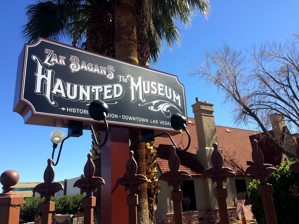 Haunted Museum sign