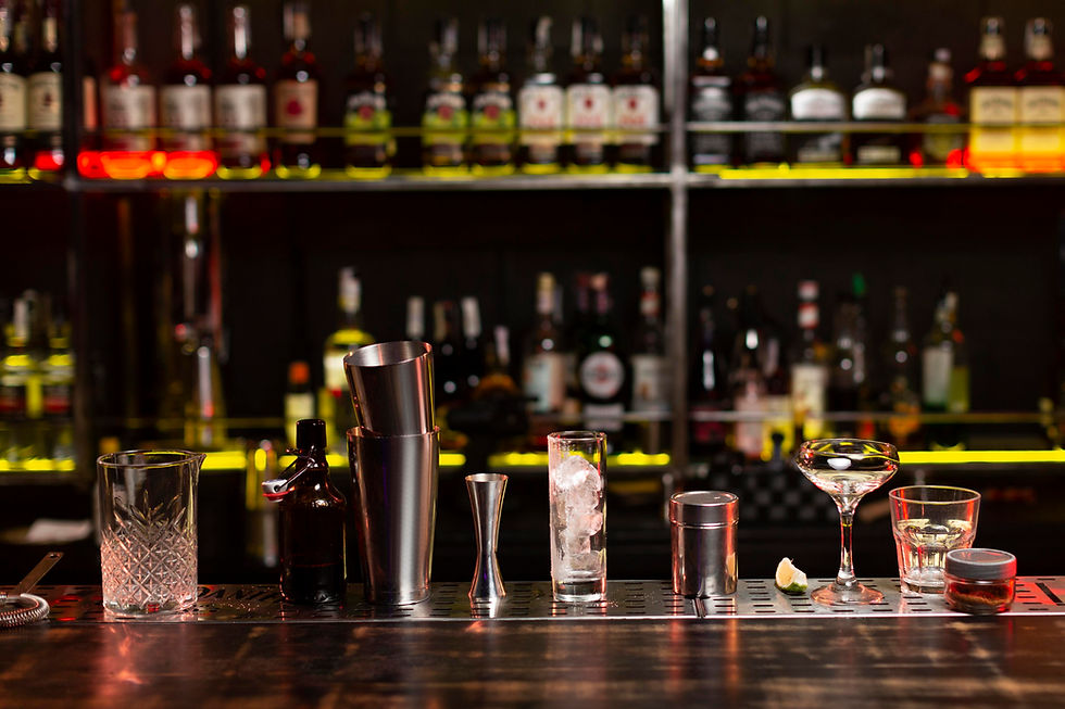 cocktails-shaker-arrangement-night-club.jpg