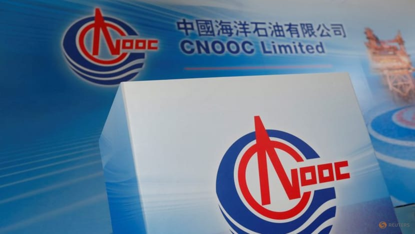 China's CNOOC awards $2.4 billion LNG tanker building contracts content media