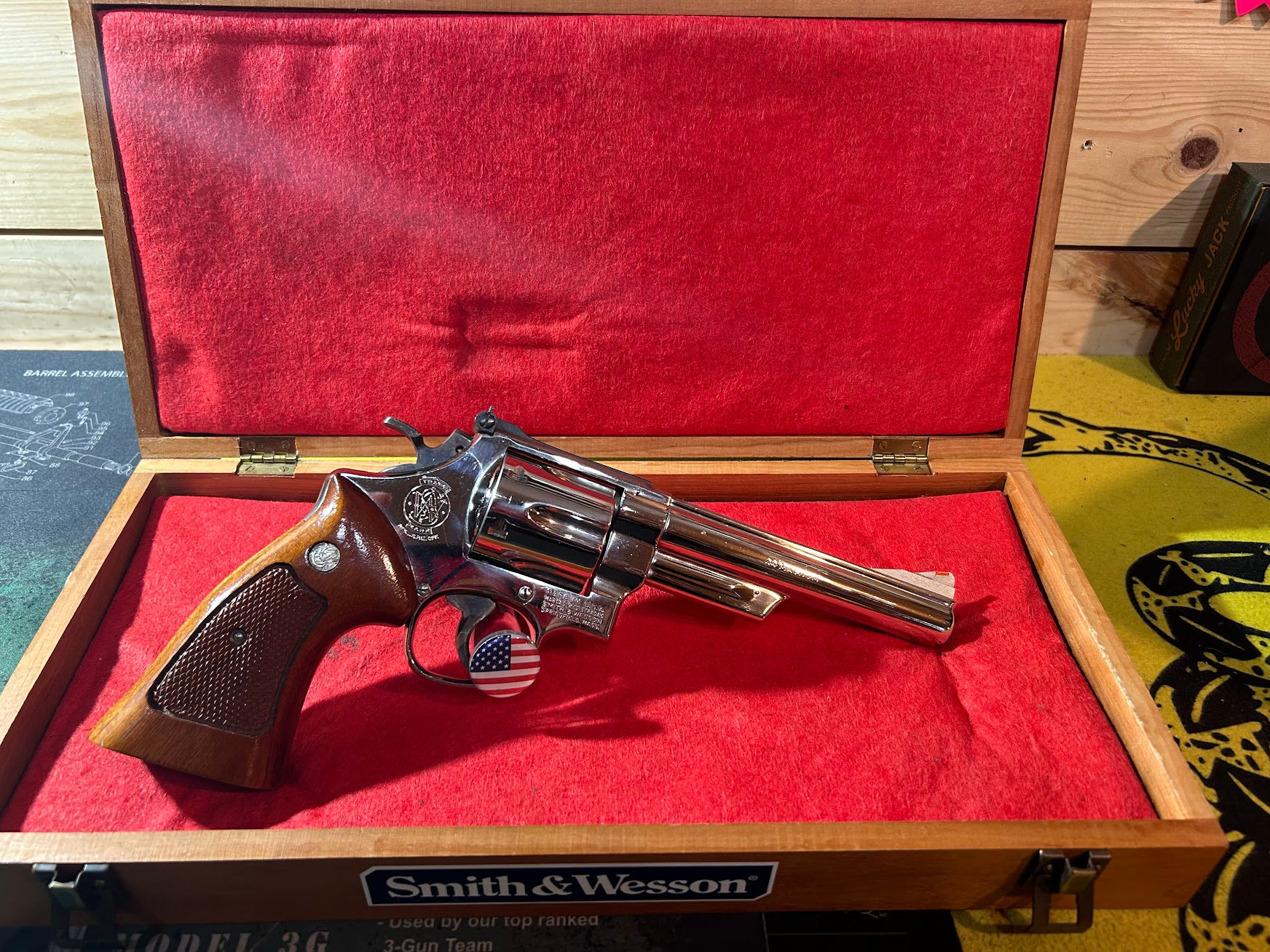 Smith & Wesson S&W Model 29-2 .44 Magnum 6.5″ Nickel
