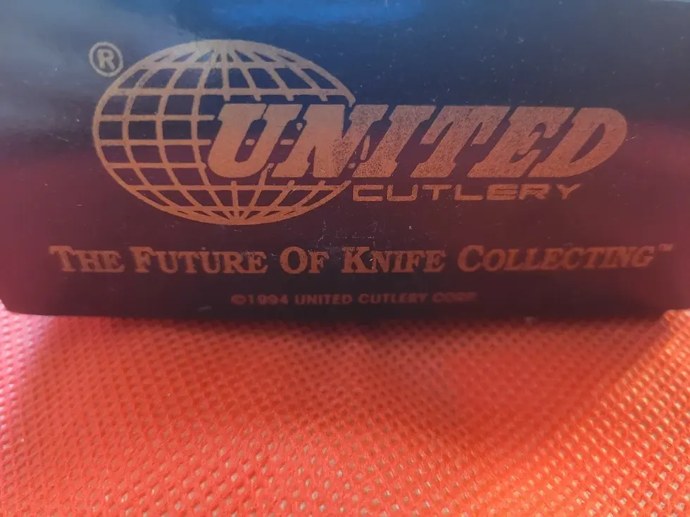 Thumbnail: GIL HIBBEN WARBIRD FANTASY DAGGER UNITED CUTLERY