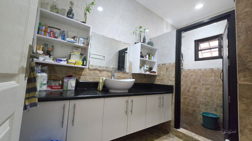 single detached house and lot for sale in Paranaque City