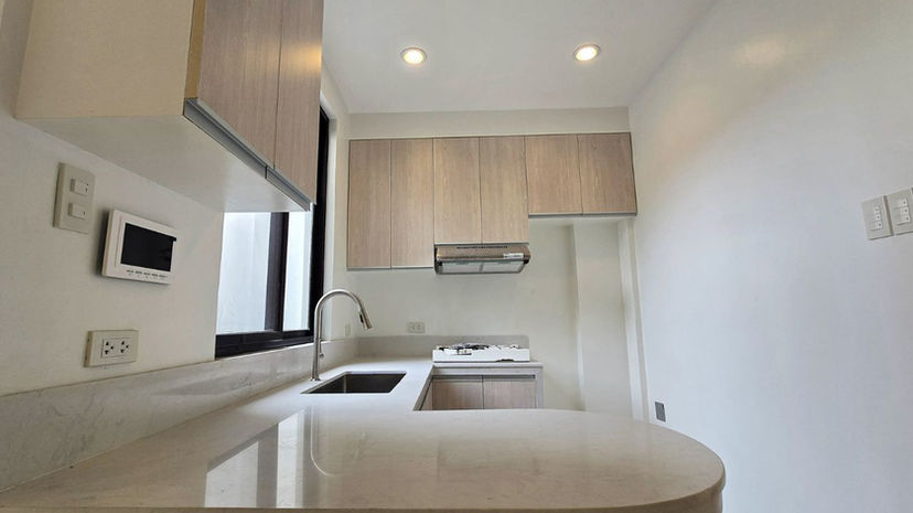 Four Bedroom Townhouse with Modern Design in Parañaque