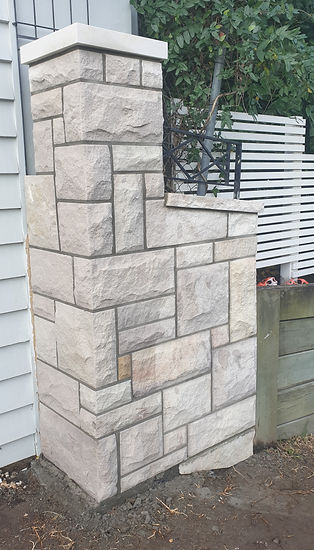 Stone fencing