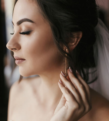 Wedding hairstyling for brides in Milton