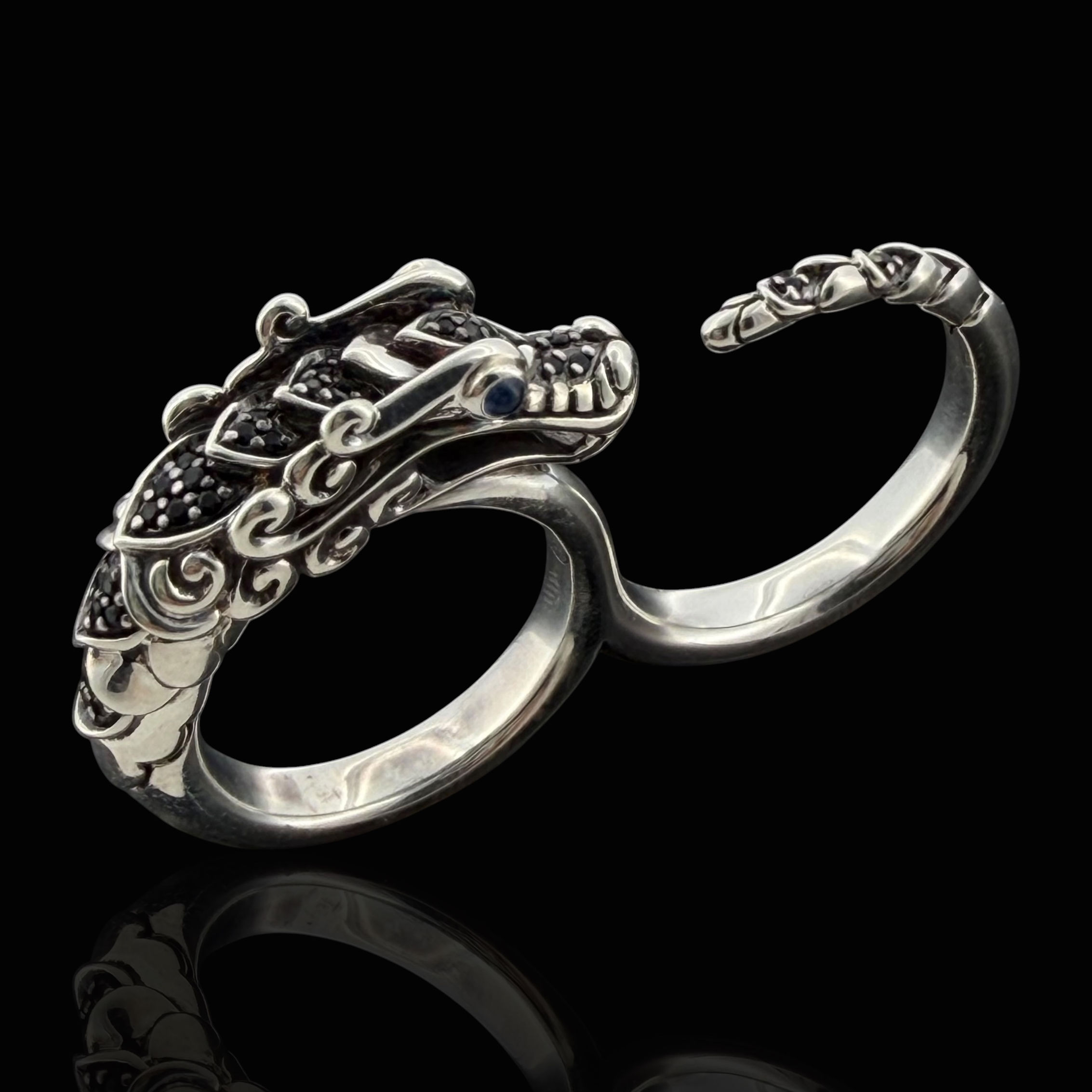 Authentic estate John Hardy sterling Naga Legends Dragon Motif Two-Finger ring