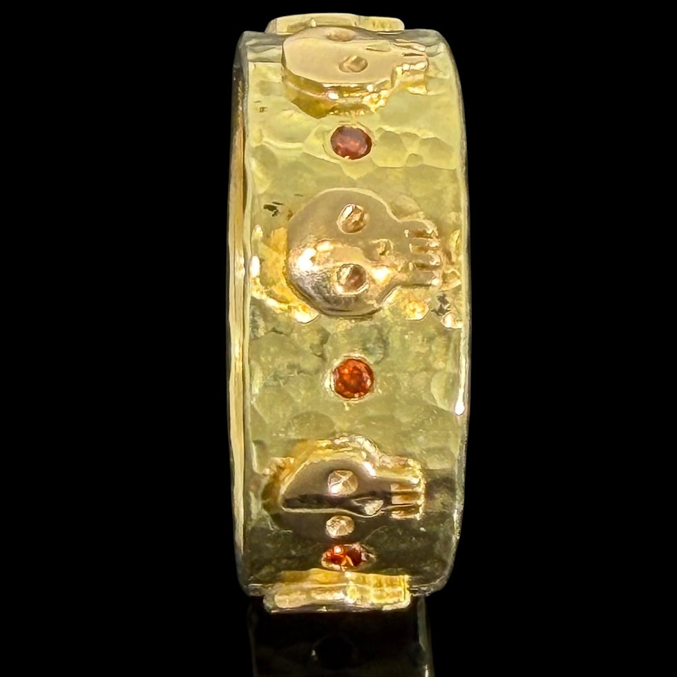 Thumbnail: Authentic estate 18K spessartite garnet Memento Mori skull band ring, size 9 1/2