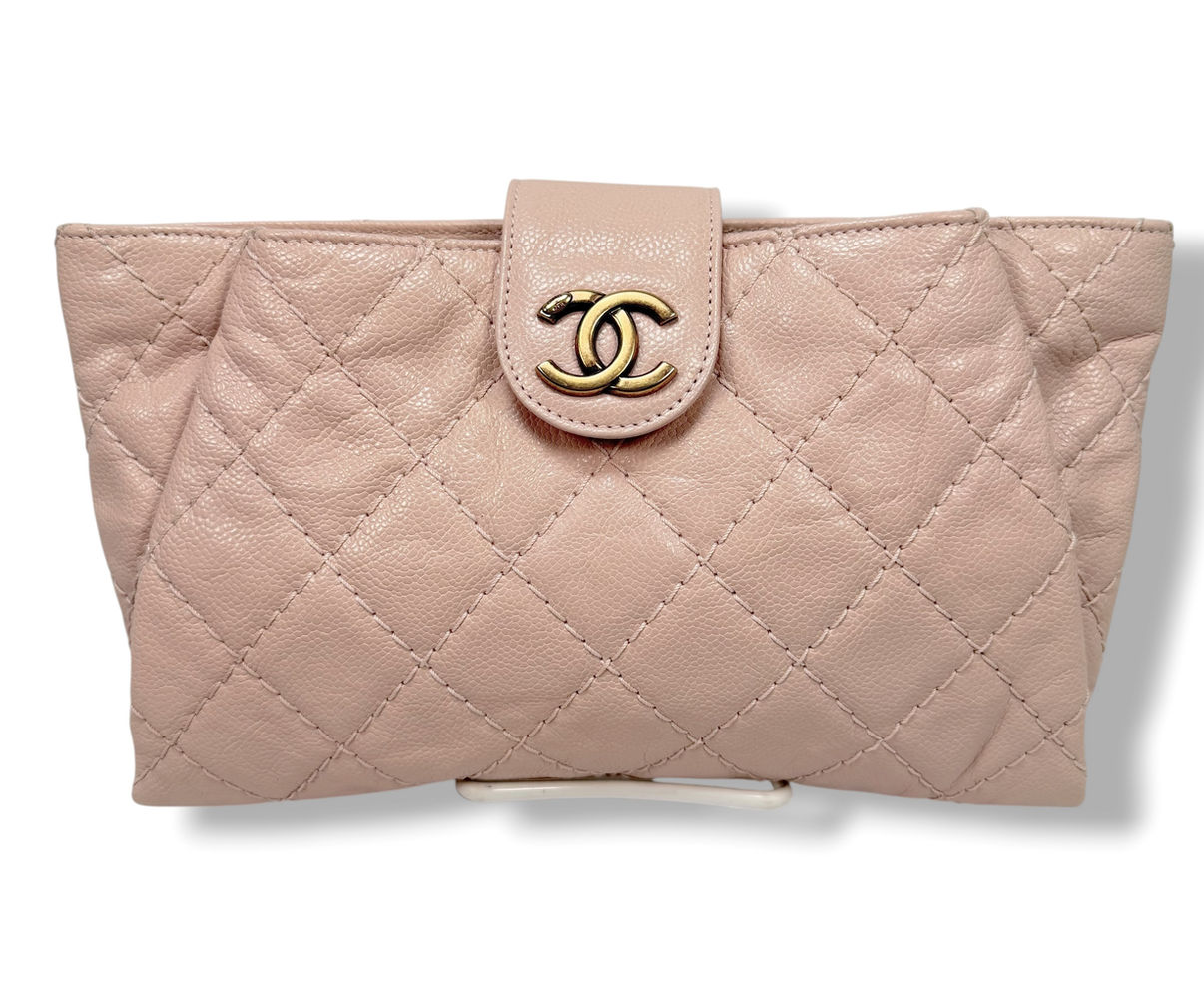 Authentic estate Chanel Coco Pleats clutch bag