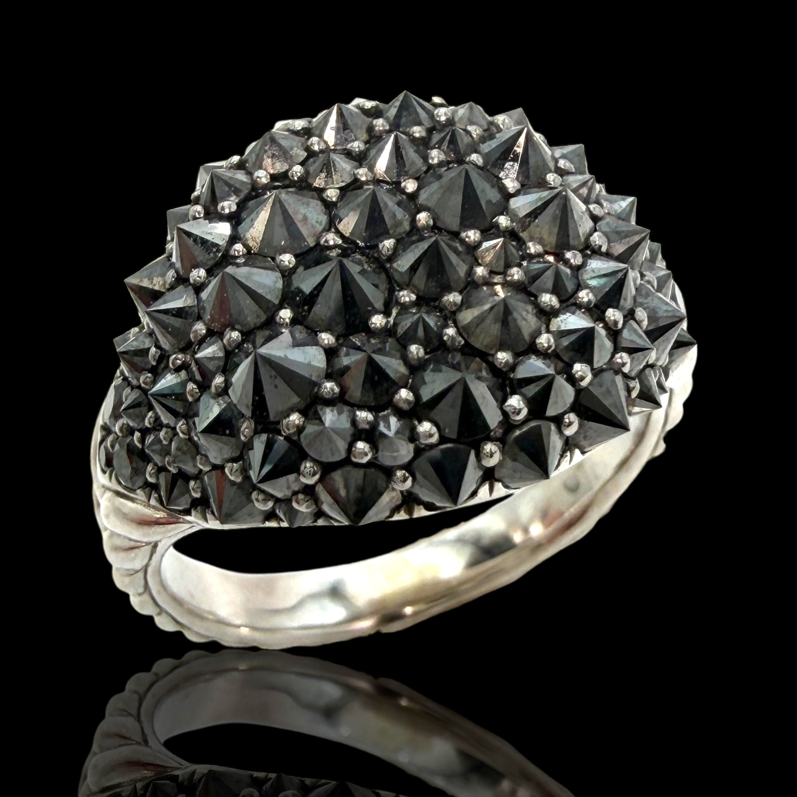 Authentic estate David Yurman 18K black diamond reverse set ring, size 5 1/2