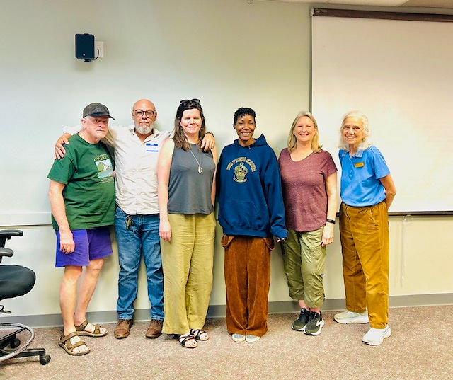 Beyond Plastics Louisville organization meet.