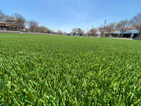 Después de las lluvias: cómo recuperar tu jardín con césped artificial SYNLawn