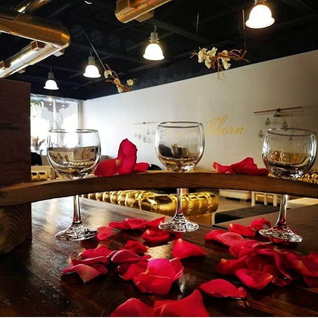 Live music entertainment Wine Las Vegas Cork and Thorn