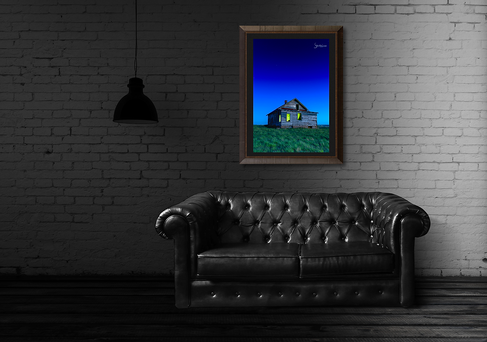 Thumbnail: Blue hour over the Drumheller Valley.