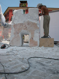 NOÉ_trabajando_para_el_Symposio_de_Carrara