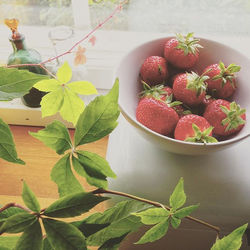 Instagram - #kesä #mansikat #örp #themökkerö