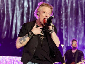 ¡Axl Rose dejará su tradición de lanzar el micrófono!