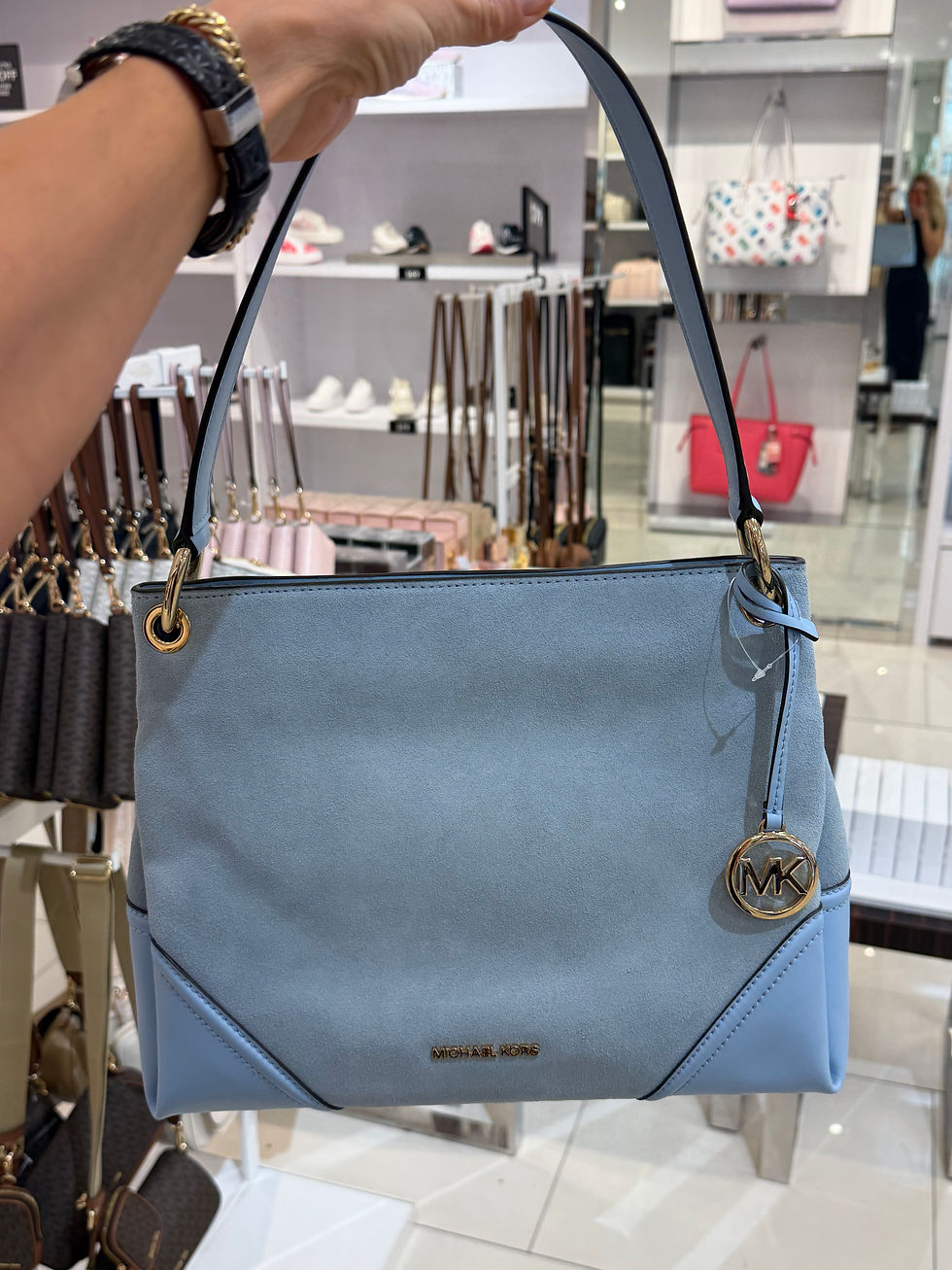 Küçük resim: Mk suet canta 