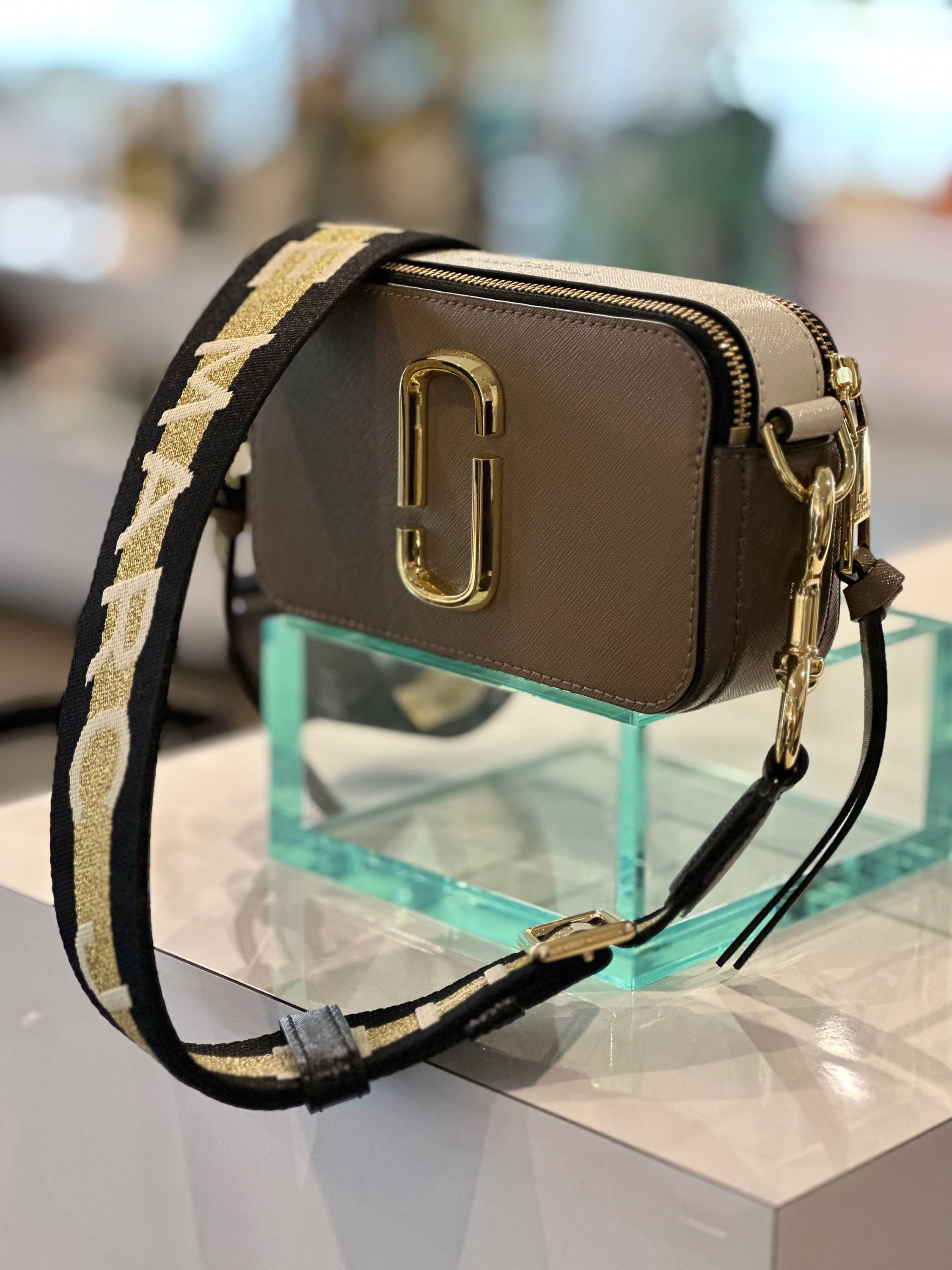 MARC JACOBS  THE SNAPSHOT BAG GUMRUK DAHIL