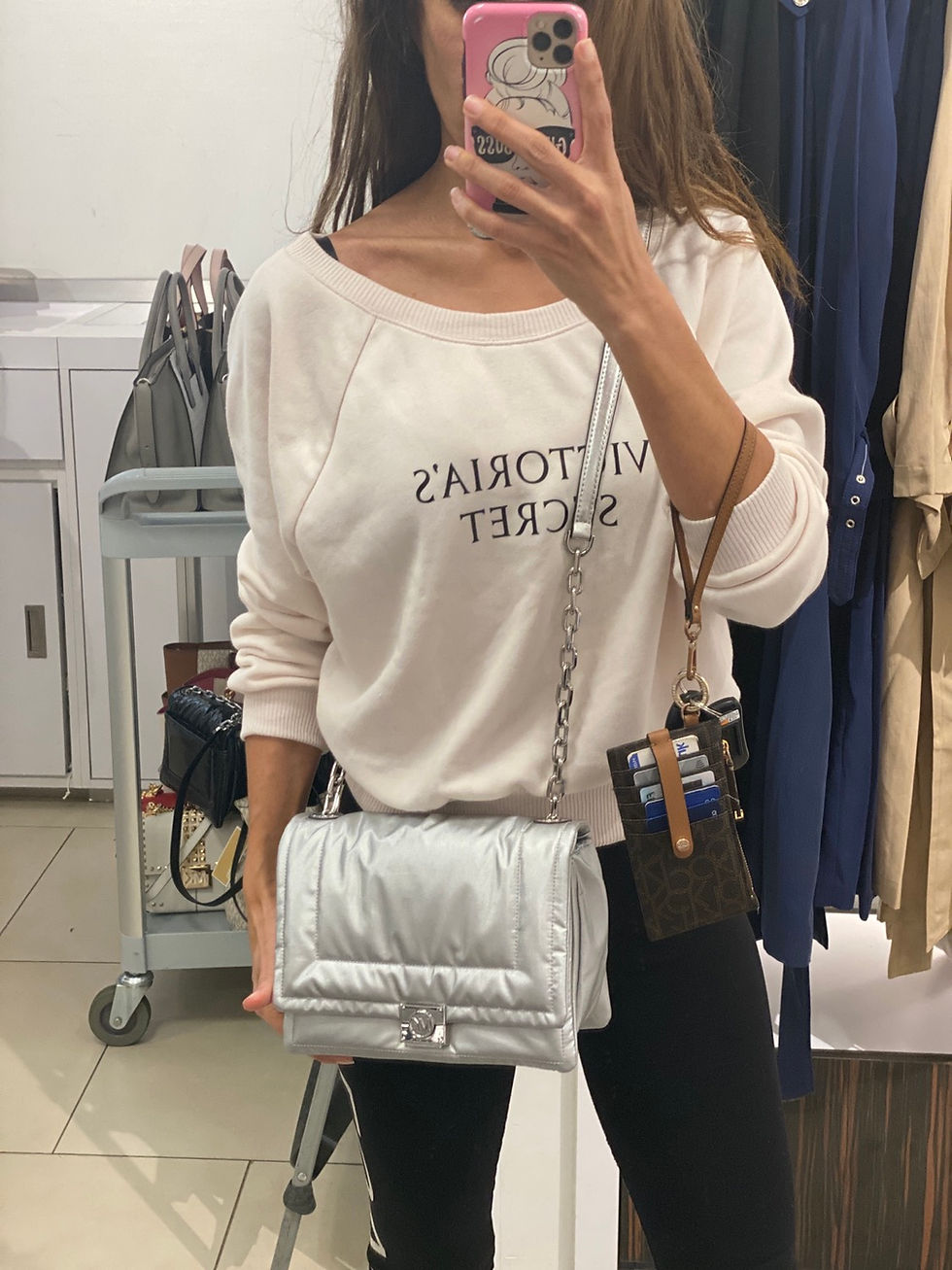 Küçük resim: MK RORRY MEDIUM PILLOW BAG