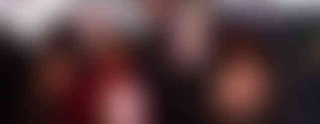 Première Ela Toma Placebo