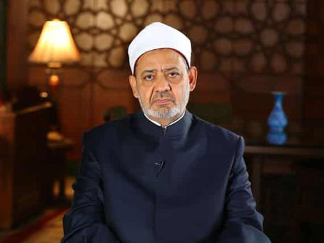 مجلس حكماء المسلمين يُقرر مقاضاة شارلي إبدو عن الرسومات المسيئة
