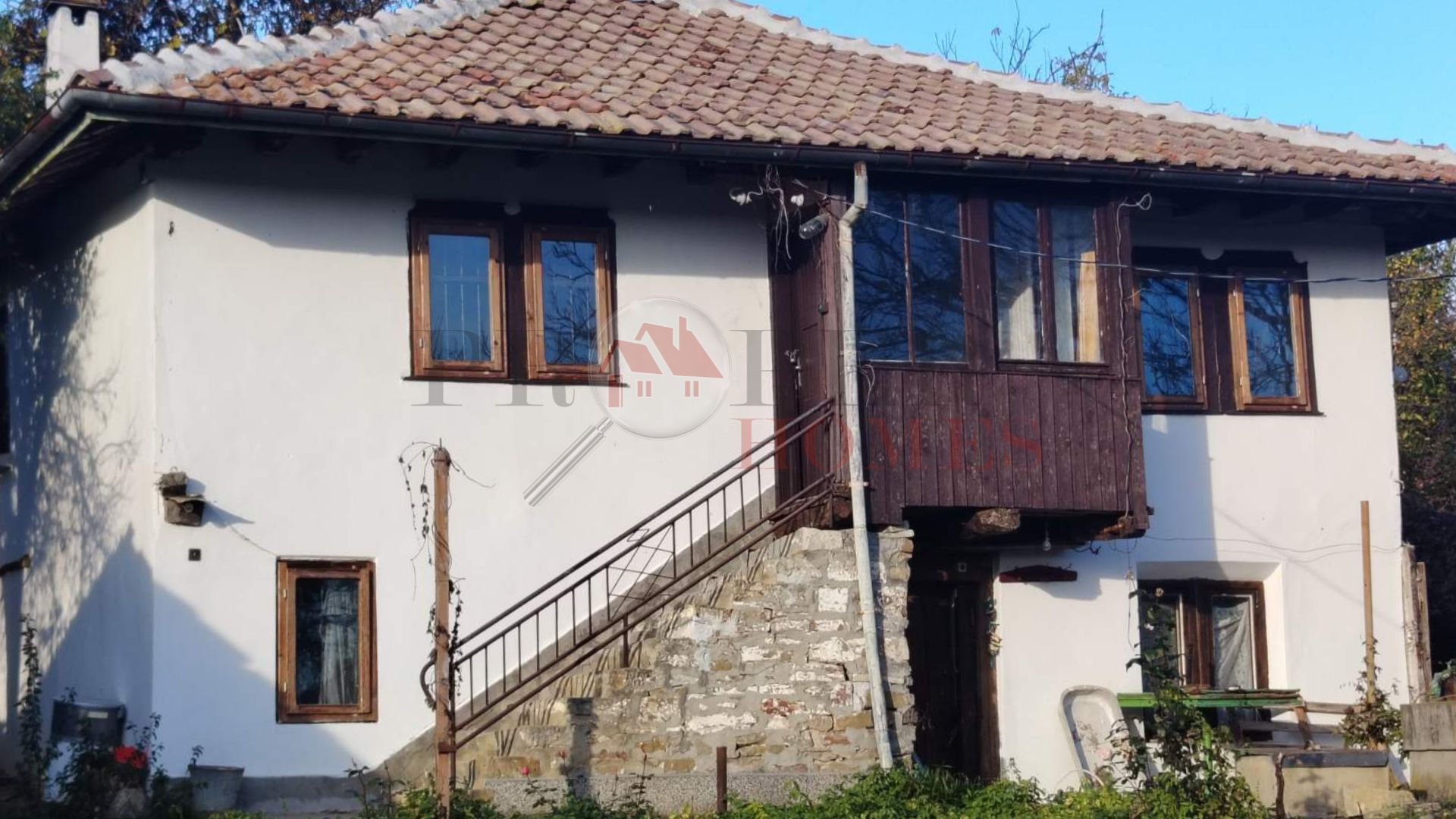 Прекрасна Къща за Продажба в с. Катранджии