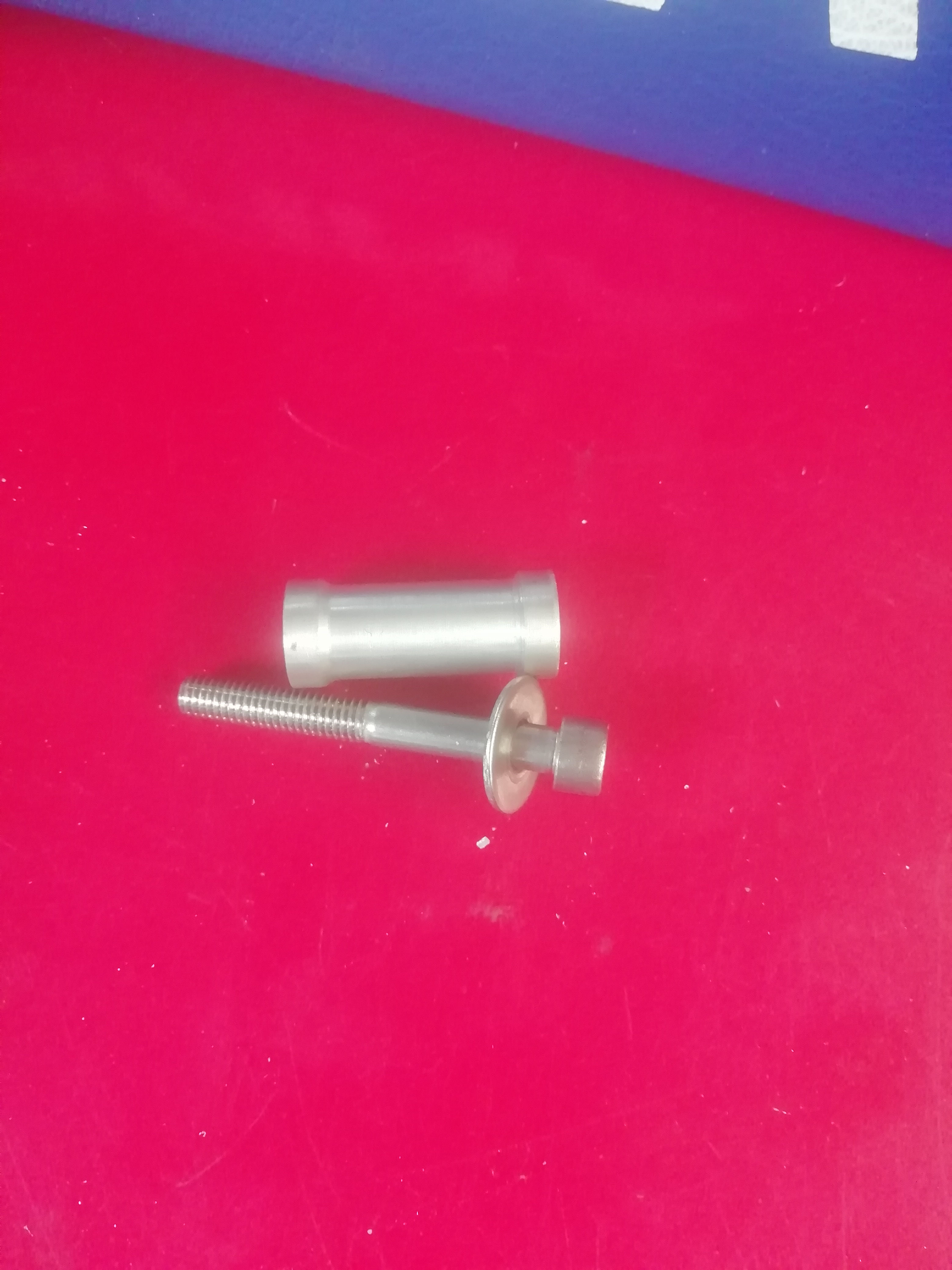 1 1986/88 side panel spacer and bolt