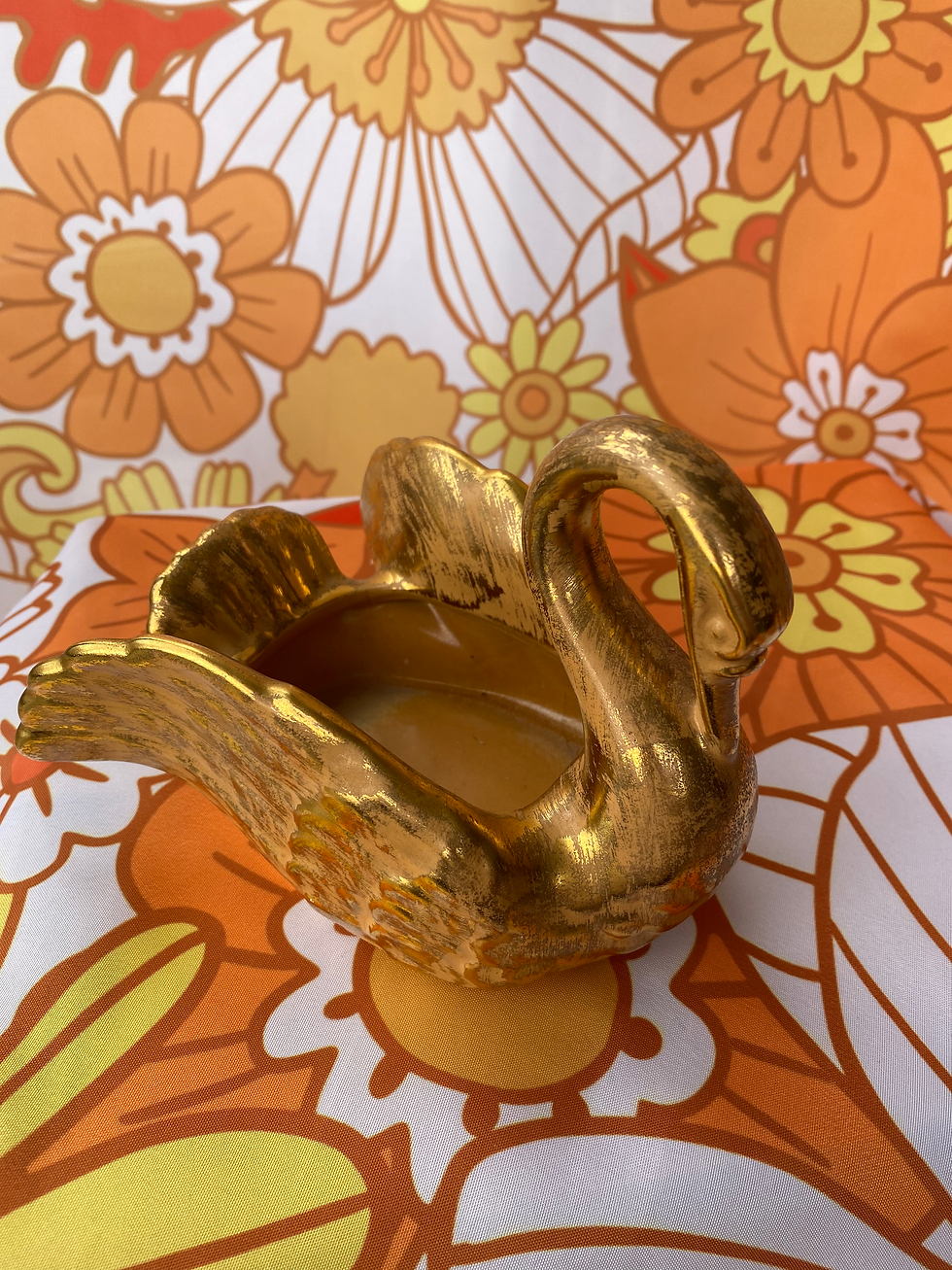 Thumbnail: Swan Planter 